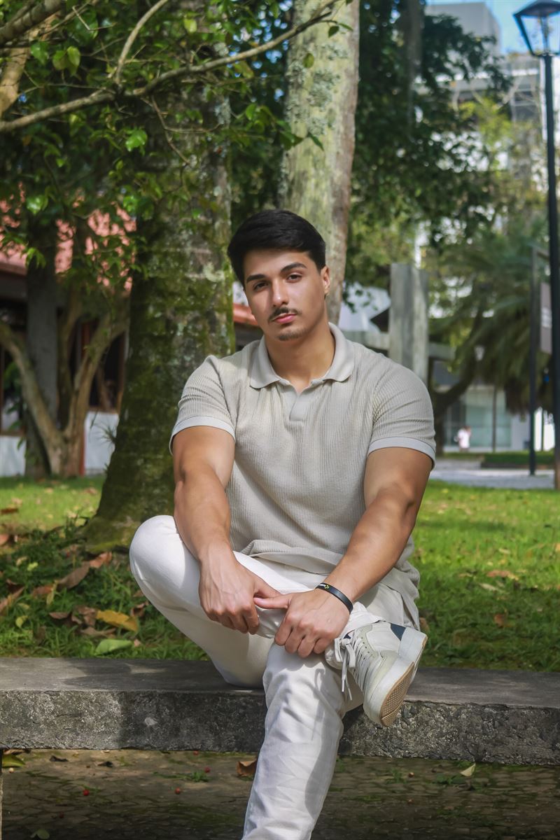 Retrato de Tony Alves